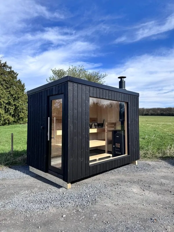 Outdoor Sauna - Saturn
