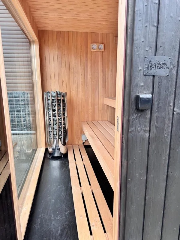 Pluto - Glow 4 person Sauna