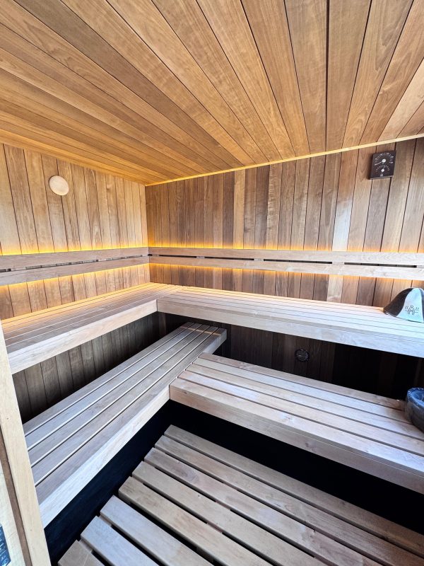 Twilight Lounge Retreat